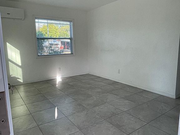 5th image of 3699 50th Ave N