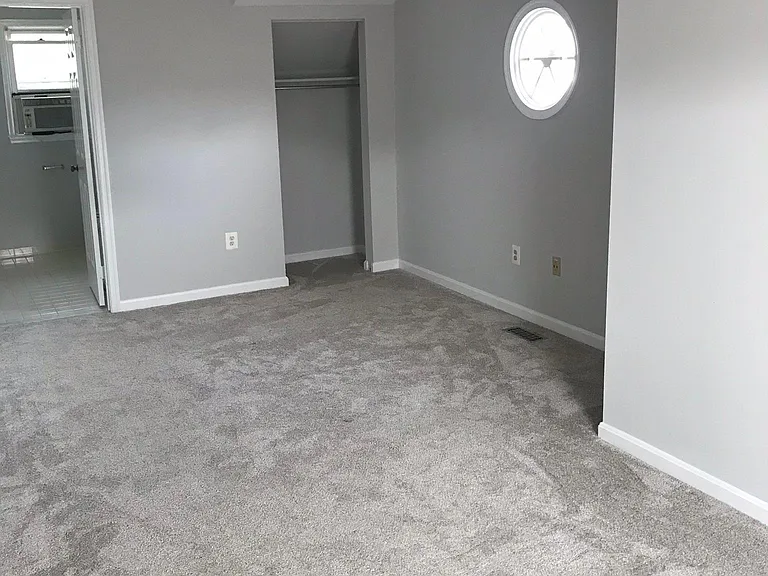 1128 N Stafford St — Photo 20