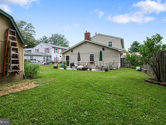 5th image of 121 Glendale Ave