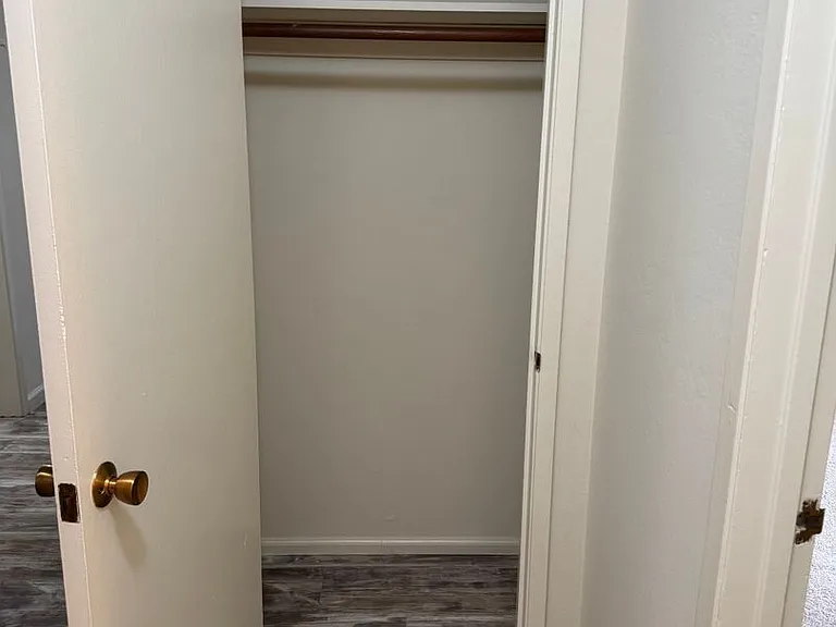 Hacienda Apartments — Photo 5