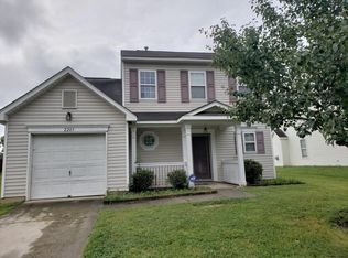 2203 Meadecroft Rd, Charlotte, NC 28214