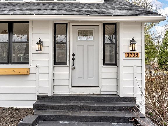 5th image of 3738 Kalamazoo Ave SE