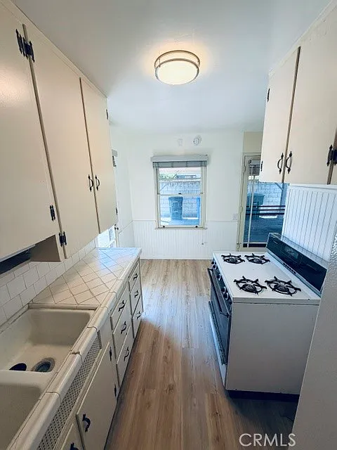 1 bed, 714 sqft, $2,250 — Photo 2