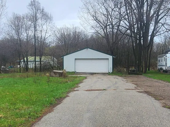 1491 S Leaton Rd, Mount Pleasant, MI 48858