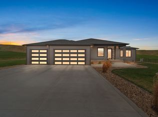 2458 Tumble Weed Trl, Spearfish, SD 57783
