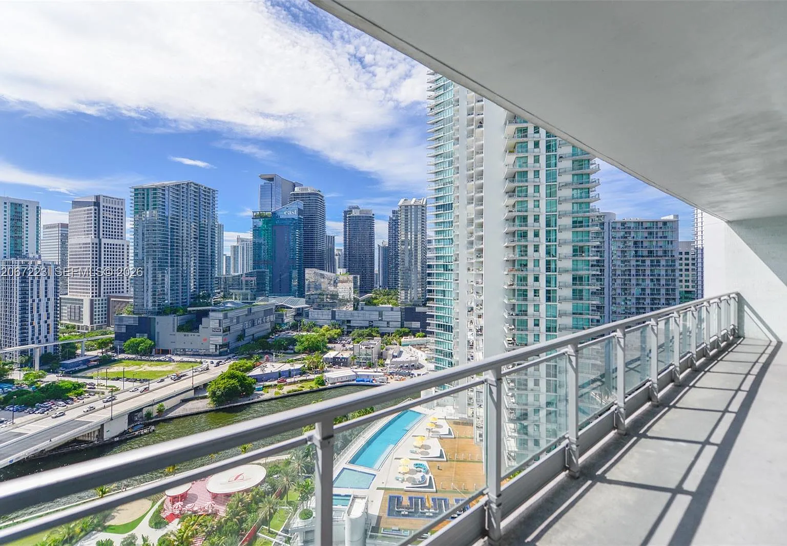 Ivy Condo — Photo 4