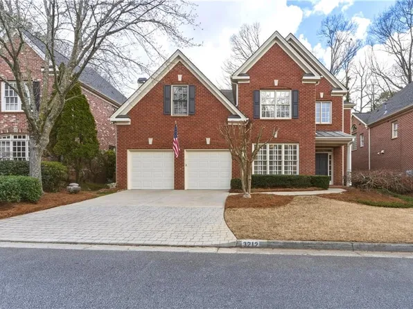 3212 Windsor Lake Dr, Atlanta, GA 30319