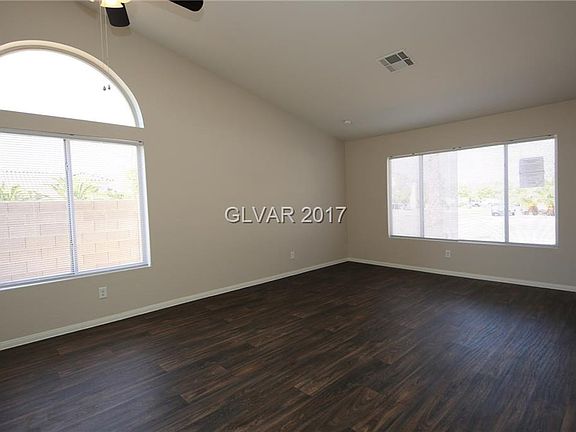 3rd image of 1125 Gainesborough Ct