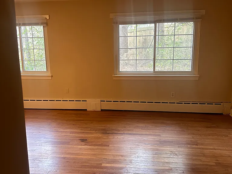 198 Kimberly Ave #7 — Photo 11