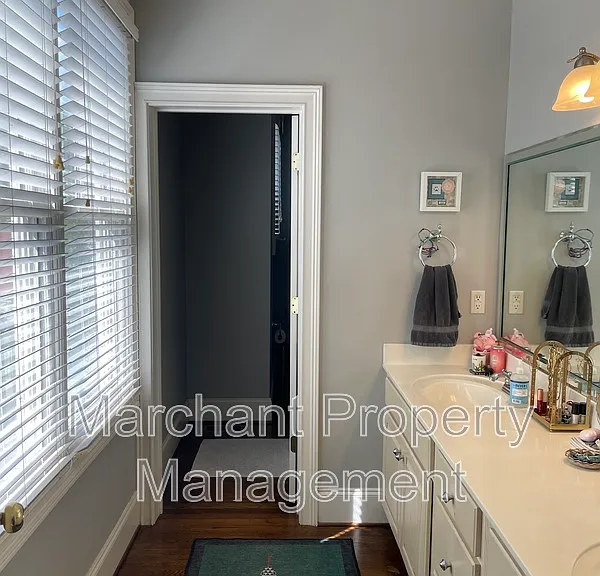 708 Bennett St #A — Photo 11