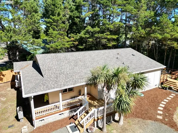 4837 Seapine Dr, Florence, OR 97439