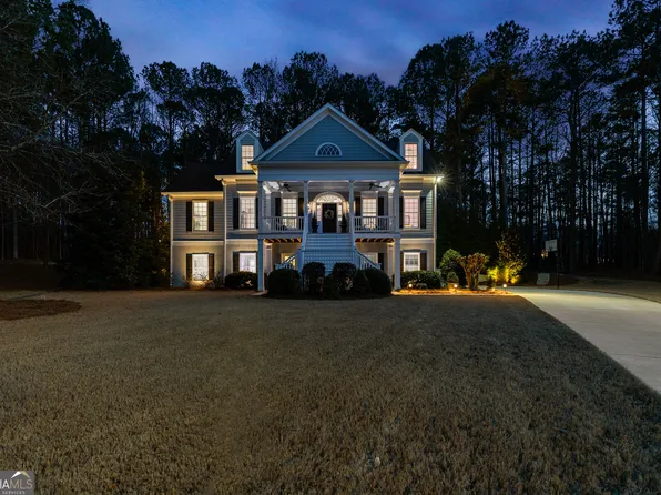 345 Housman Dr, Fayetteville, GA 30215