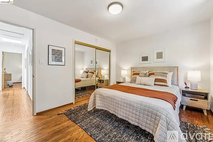 3 bed, 1260 sqft, $1,700 — Photo 2