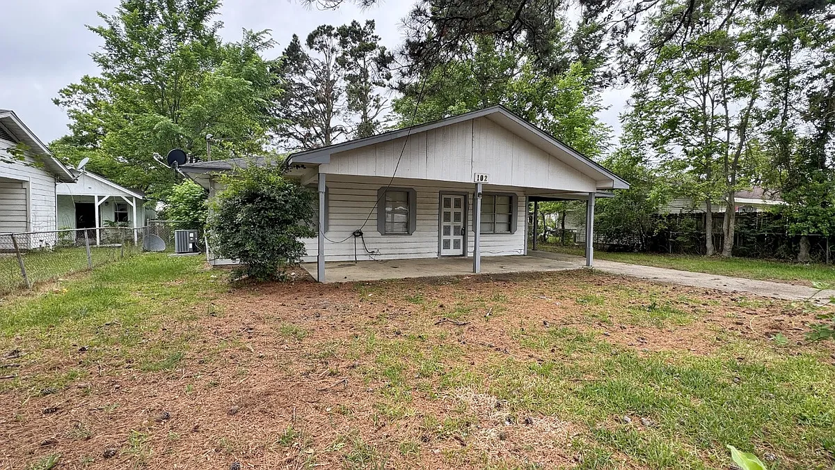 Building Photo - 102 Ridge Grove Dr
