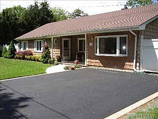 1st image of 154 Jackson Souht Ave