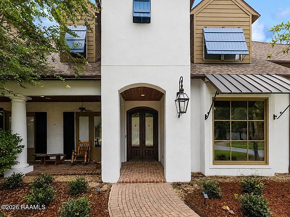 4th image of 607 River Oak Cir