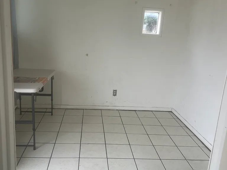 4617 N Merced Ave — Photo 3