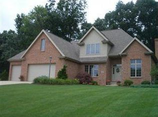 102 Alyssum Dr, Butler, PA 16001