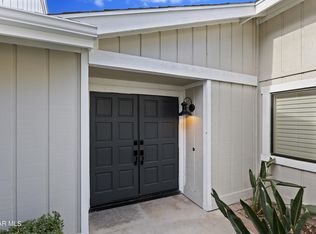 526 Via Zapata, Riverside, CA 92507