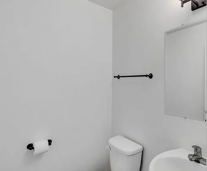 380 White River Dr — Photo 22