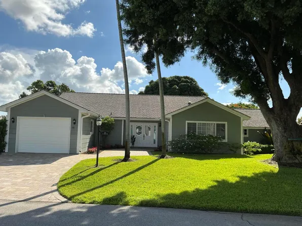 18 Holly Drive, Boynton Beach, FL 33436