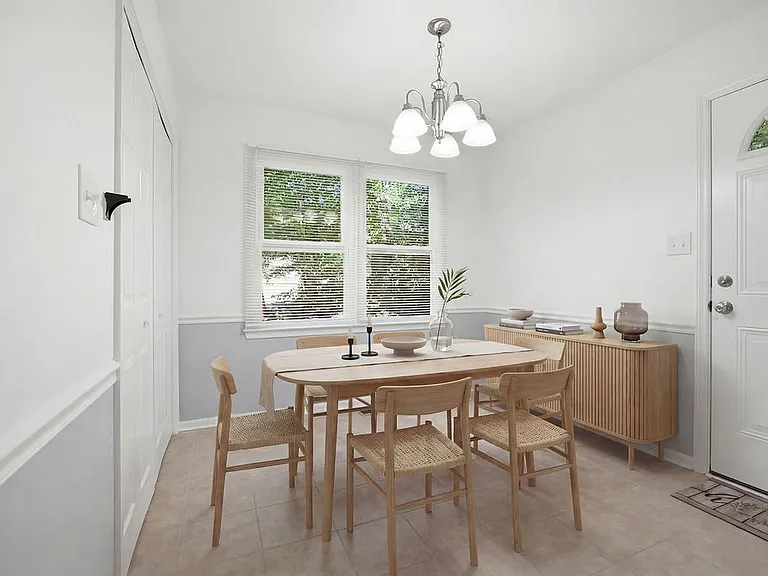 102 Chevis Dr — Photo 15
