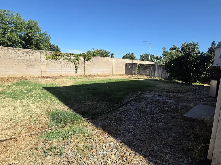 3880 Solstice Ave — Photo 33