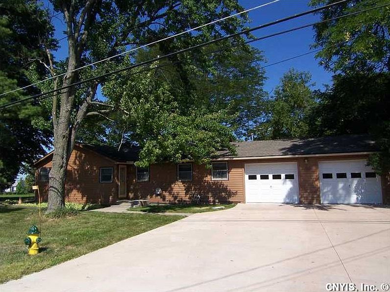 1st image of 3975 Douglas Heights Dr