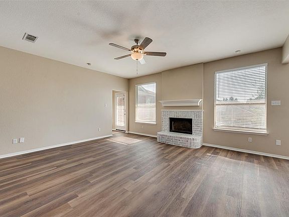 4th image of 3364 Annapolis Ct
