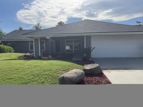 2559 Burgan Ave, Clovis, CA 93611