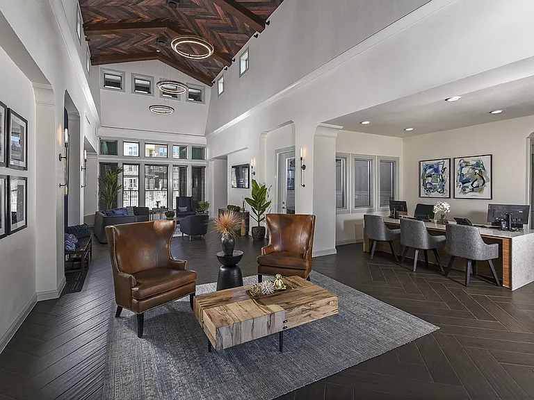 The Scott at Medio Creek — Photo 25