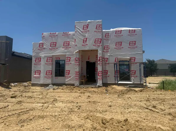 222 Lusitano Dr, Laredo, TX 78046