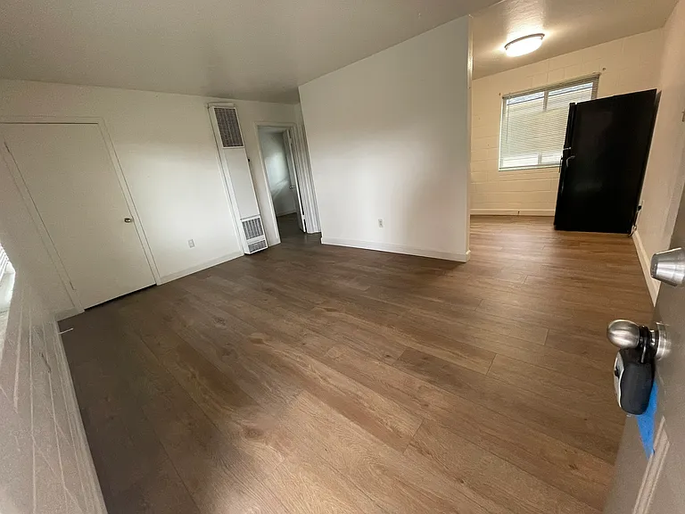 927 Ralston St #B — Photo 6