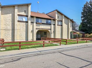 750 N Fulgham Ct, Visalia, CA 93291