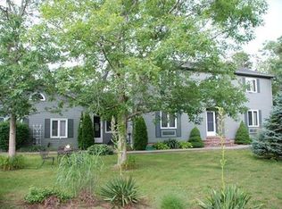 41 Kensington Dr, Sandwich, MA 02563