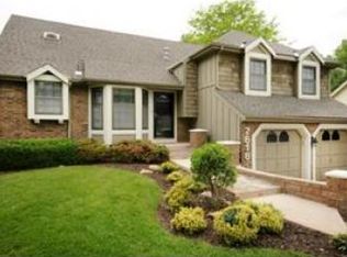 7818 Caenen St, Lenexa, KS 66216