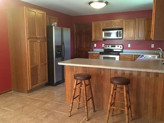 5th image of 3206 Arbor Lake Dr
