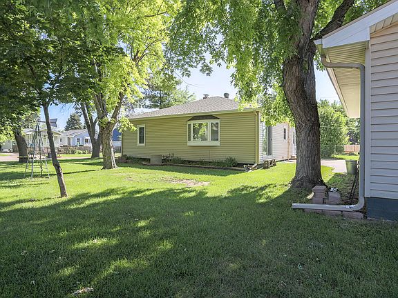 5th image of 1705 Avenue I