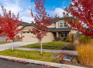 21278 SE Daylily Ave, Bend, OR 97702