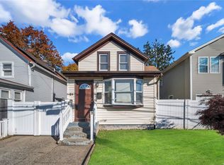 21 Sycamore Ave, Hempstead, NY 11550