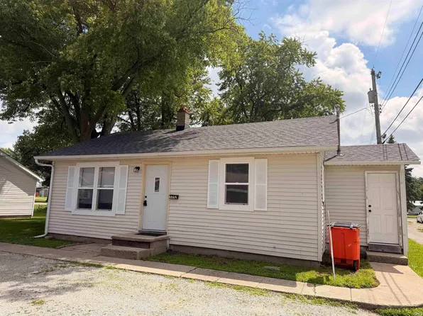 509 1/2 Walnut St, Monticello, IN 47960