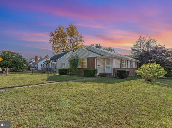 8454 Greenway Rd, Pasadena, MD 21122