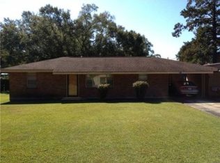 802 Meadow Pl, Bogalusa, LA 70427