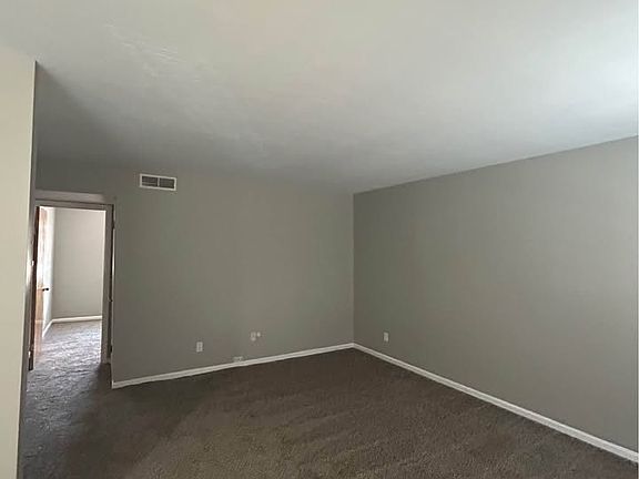 4th image of 1915 Rockford Ln #D473ecd56