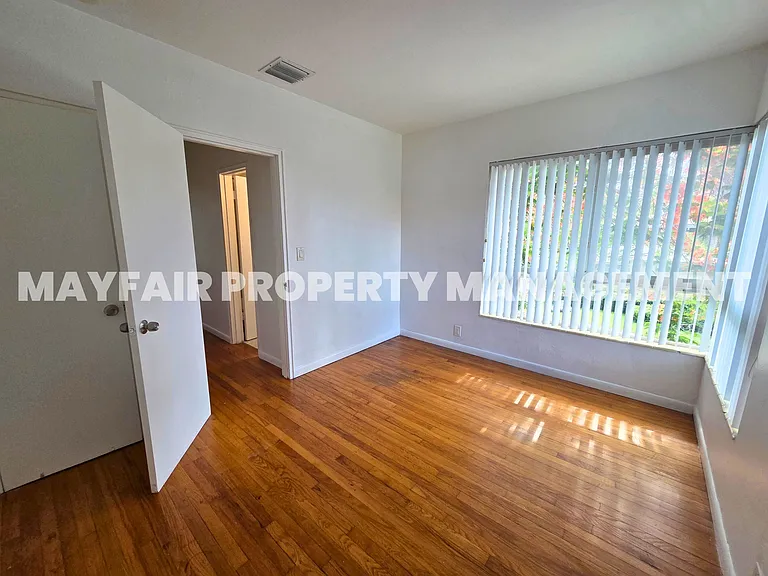 701 NE 16th Ave #22 — Photo 7