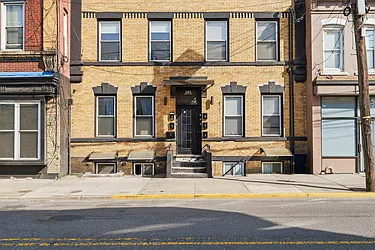 684 Summit Avenue