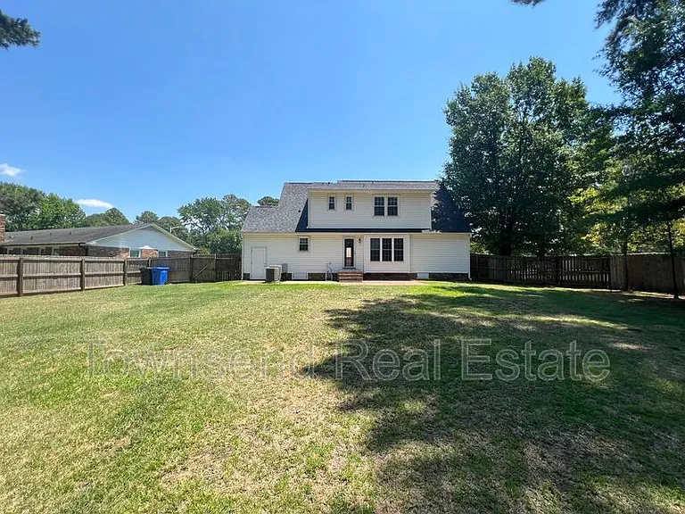 303 Wagoner Dr — Photo 25