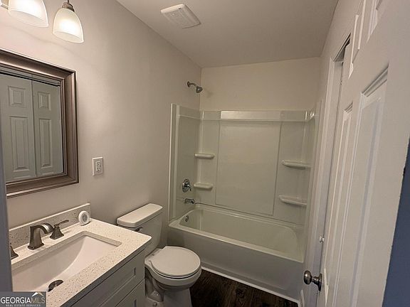5th image of 7724 Boulder Dr