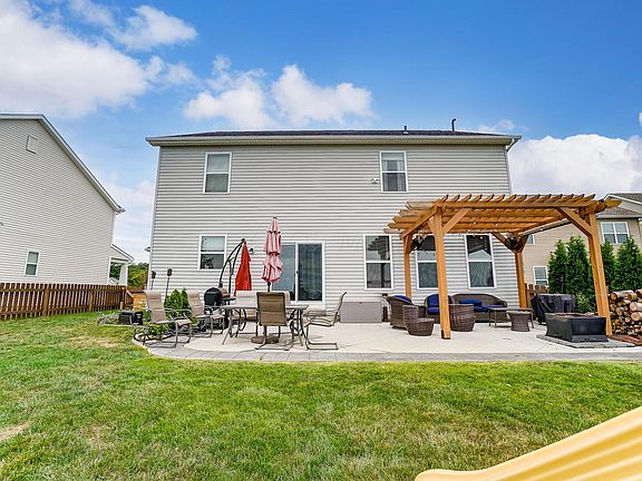 2nd image of 311 Red Knot Ct
