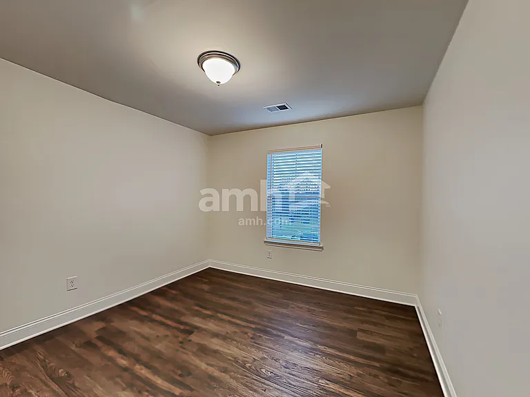 5280 Hudson Valley Dr — Photo 20